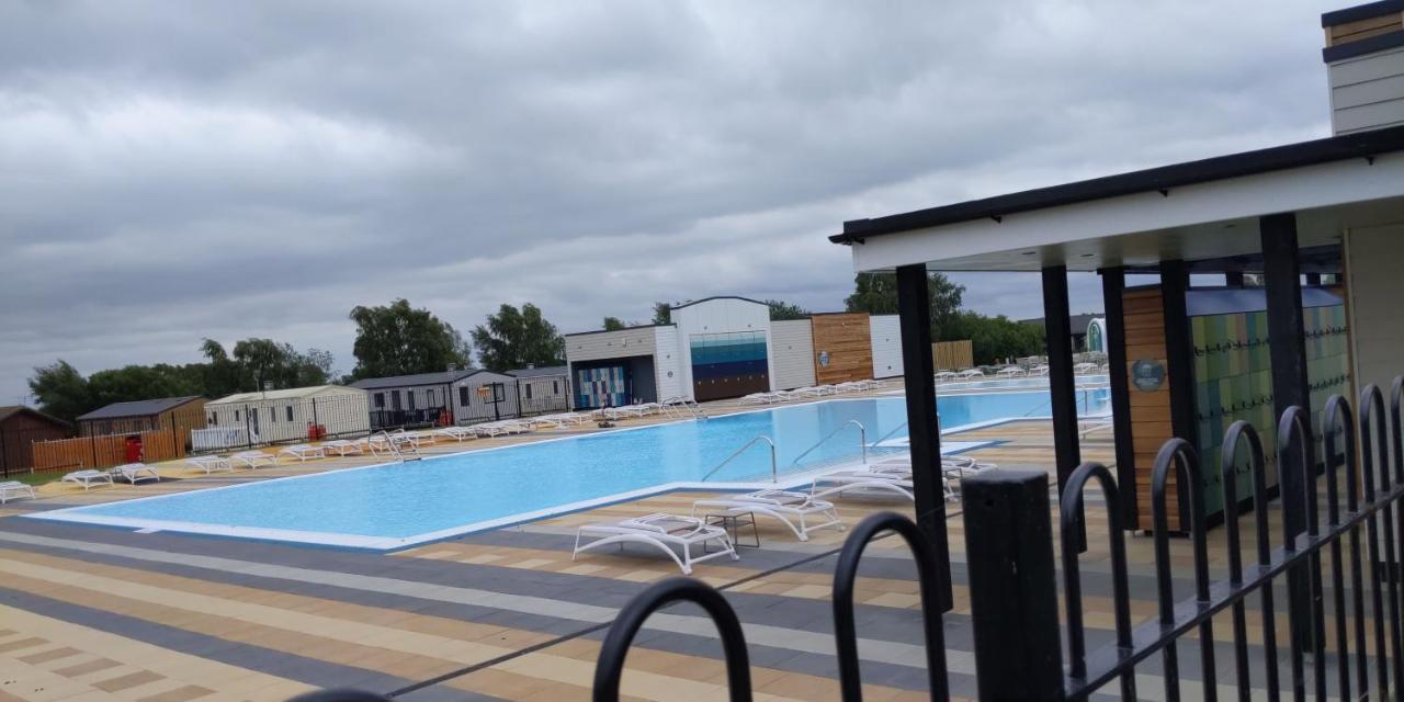 Hotel P&D'S Pearl Caravan At Tattershall Lakes Country Park Zewnętrze zdjęcie