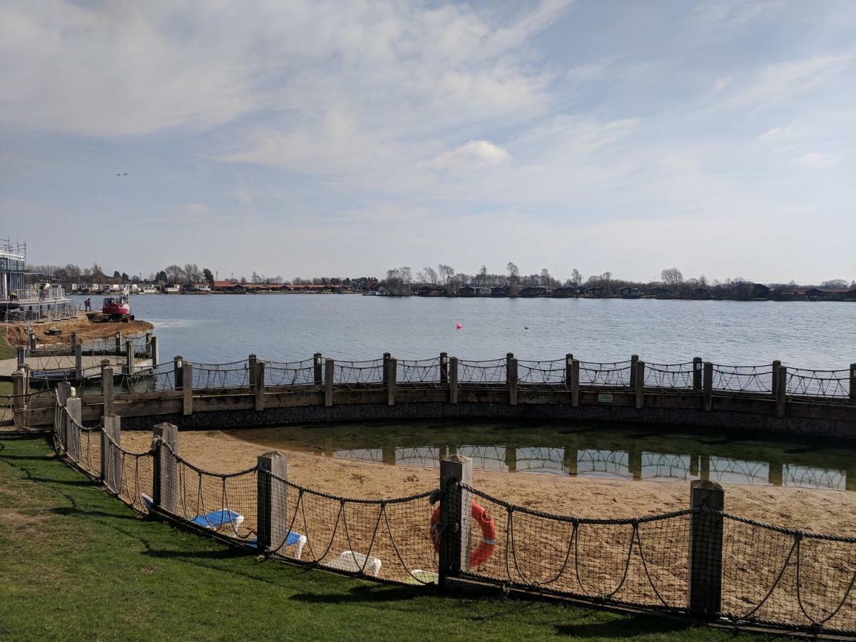 Hotel P&D'S Pearl Caravan At Tattershall Lakes Country Park Zewnętrze zdjęcie