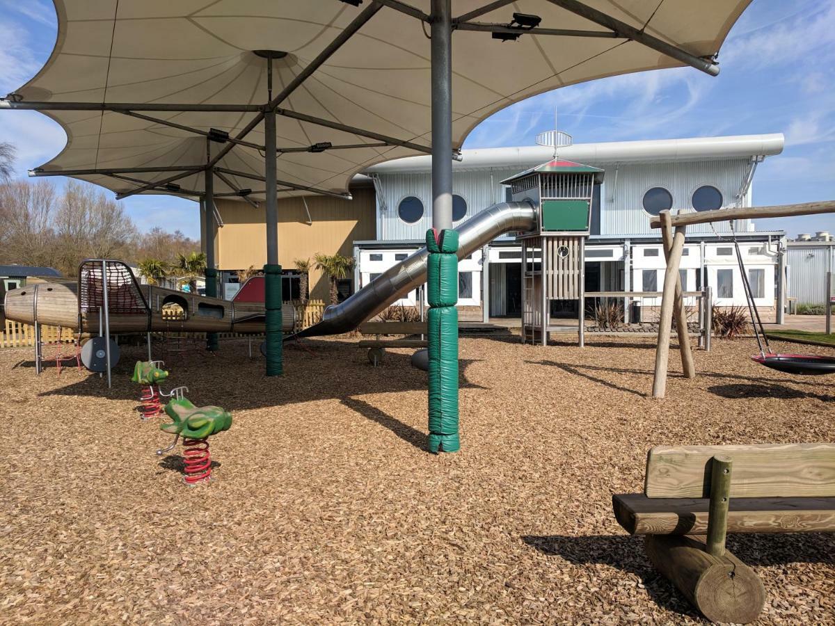 Hotel P&D'S Pearl Caravan At Tattershall Lakes Country Park Zewnętrze zdjęcie