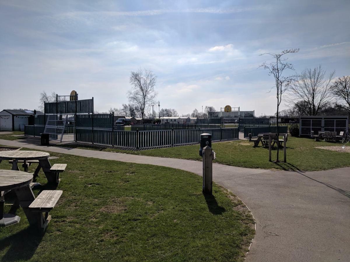 Hotel P&D'S Pearl Caravan At Tattershall Lakes Country Park Zewnętrze zdjęcie
