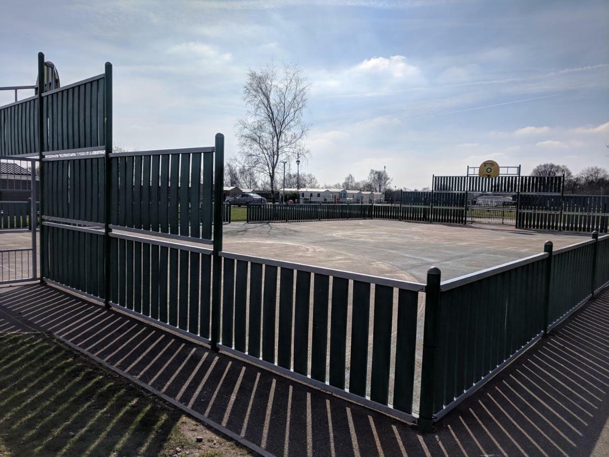 Hotel P&D'S Pearl Caravan At Tattershall Lakes Country Park Zewnętrze zdjęcie